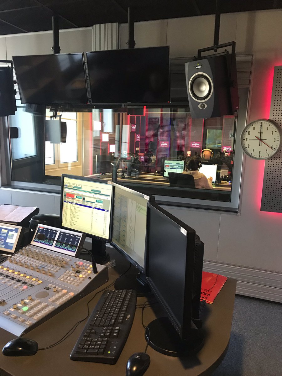 HirekWrona tweet media