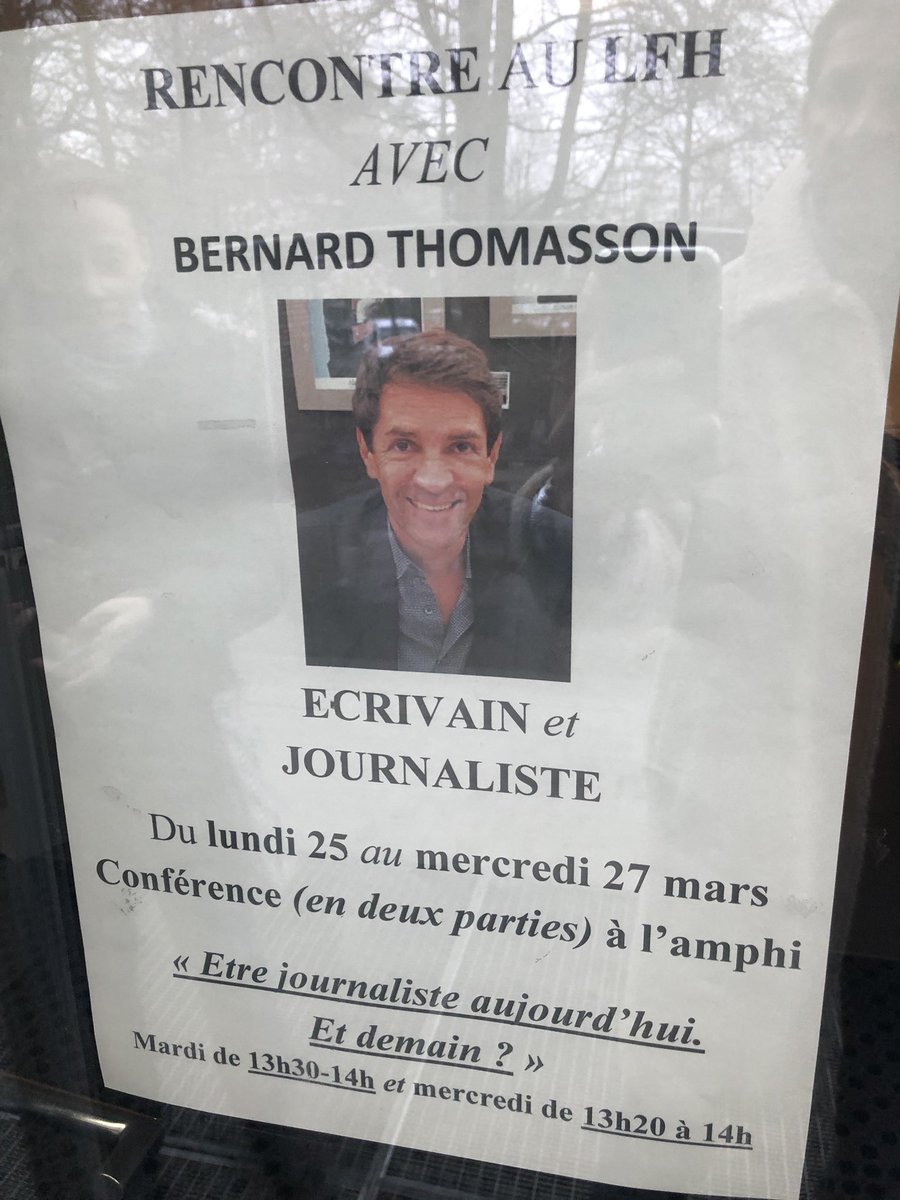 b_thomasson's tweet photo. Trois jours d’ateliers d’#écriture dans le lycée français de #Hambourg.
Joie de partager avec les #jeunes autour de la #littérature et du #journalisme.
(Via @SGDLAuteurs @PrixNogaro @LyceeNogaro @LpoA_Fournier32 @CMLPrixMed @bonetandre @franceinfo) https://t.co/guj9HmicX9