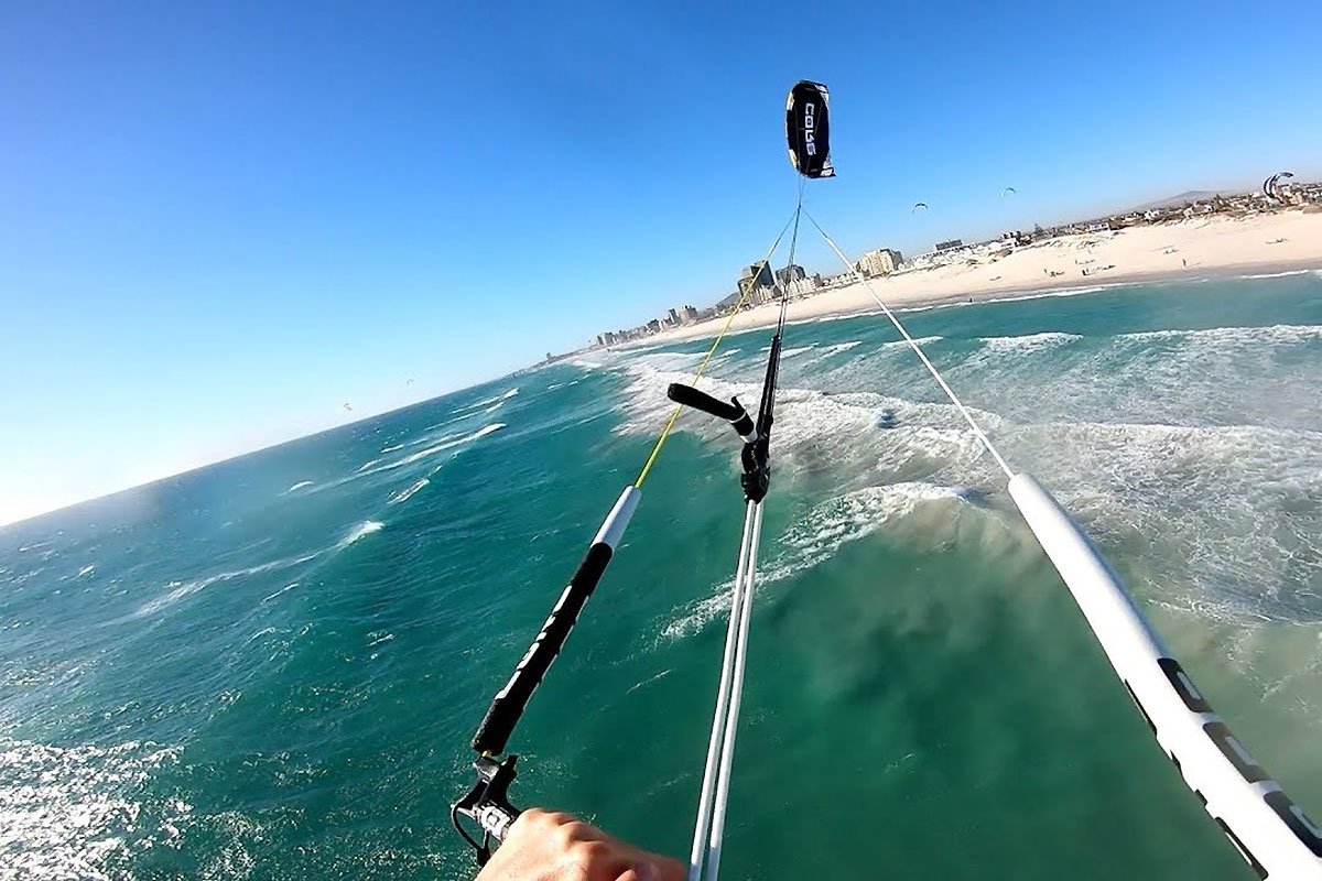 KBJTweets's tweet photo. Clément Barbey en Afrique du Sud - https://t.co/jq603DIQuv
#kitesurf #kitesurfing #kiteboarding #ClémentBarbey #CapeTown #Kiteboardjournal

Plus d'infos sur https://t.co/9eV6vPZAsj https://t.co/7QLZ78G2y2