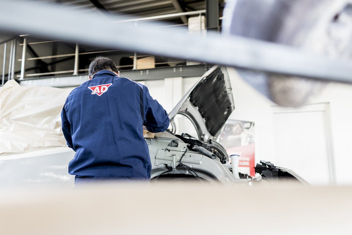 J2R_Auto's tweet image. AD Poids Lourds consolide son parcours formation dlvr.it/R1dNBs #ADPoidsLourds #formation #Autodistribution