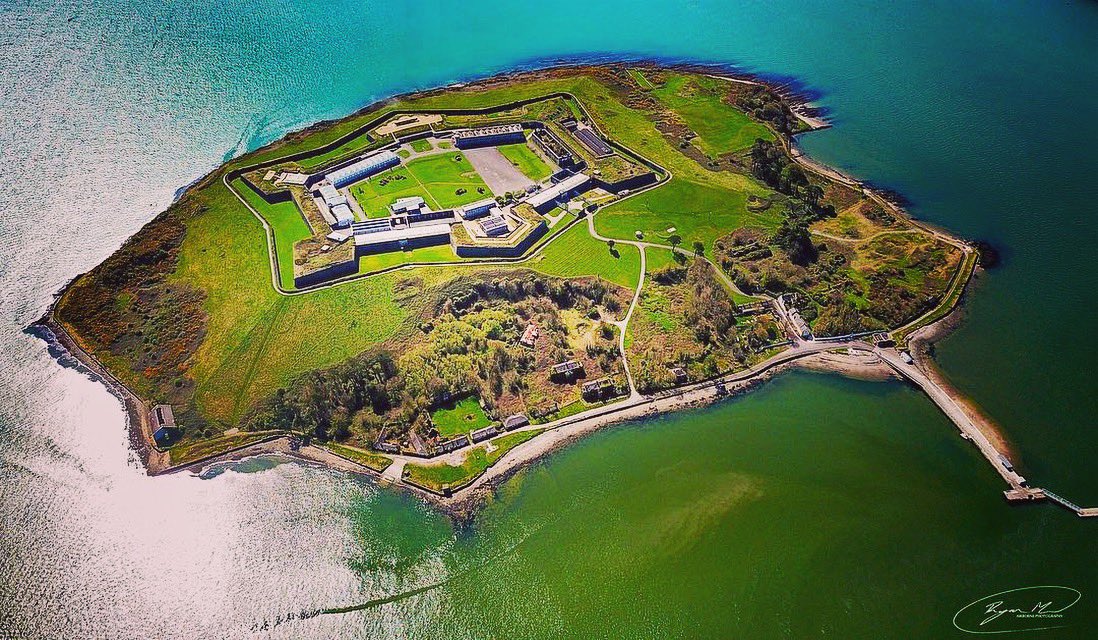 BestofCork's tweet photo. RT @SpikeIslandCork: You can see our island fortress up close this sunny weekend, tickets on sale via the website. Visit the island where Ireland remembers.
@pure_cork @Corkcoco @ancienteastIRL #Cork #Cobh #corkdaysout #Ireland @EastCork1 #corktodo @w… https://t.co/R64rma5mXB