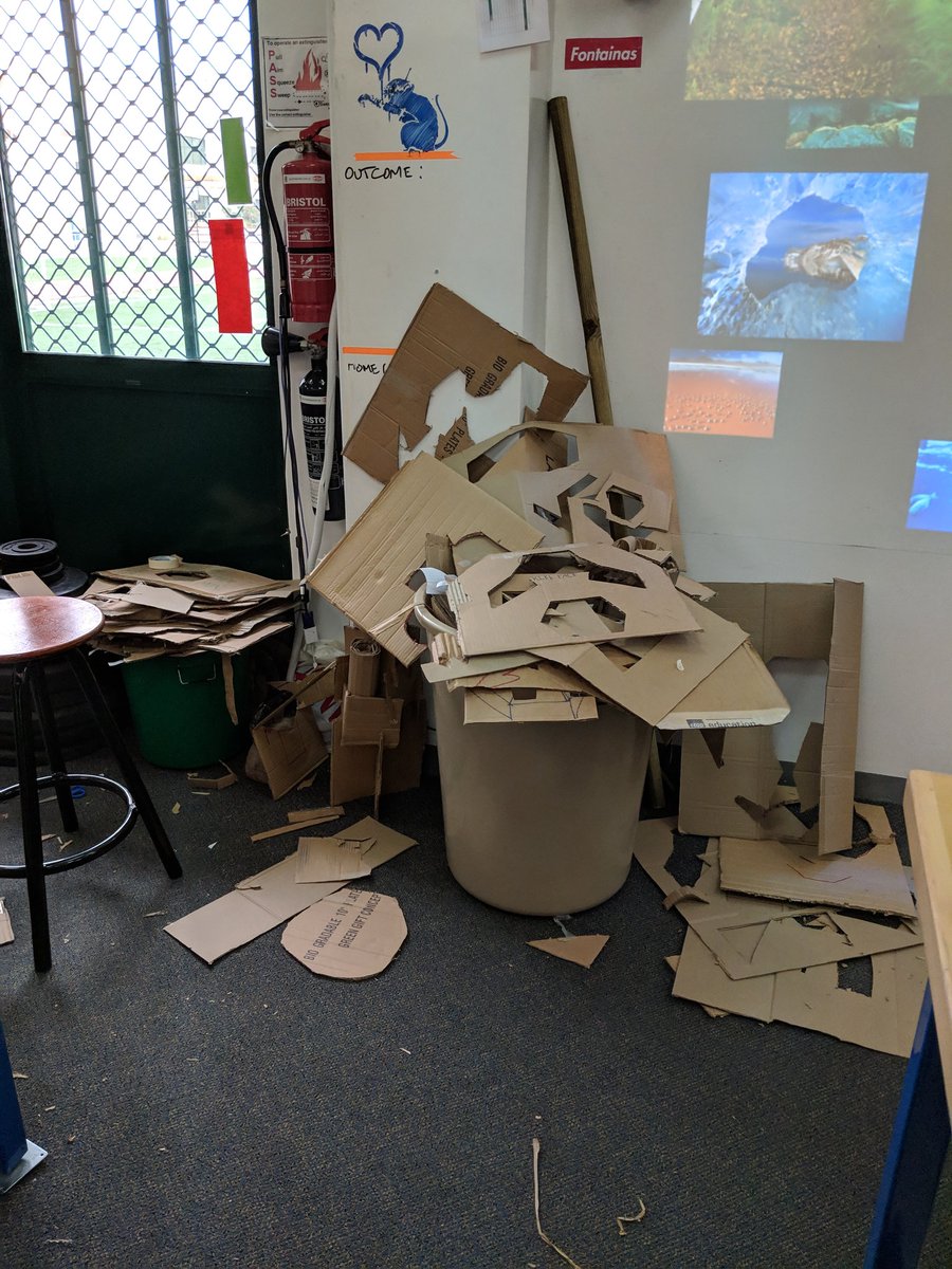 AlexFontainas's tweet photo. I should add, you will need a lot of cardboard... https://t.co/q5cDUKQXfY