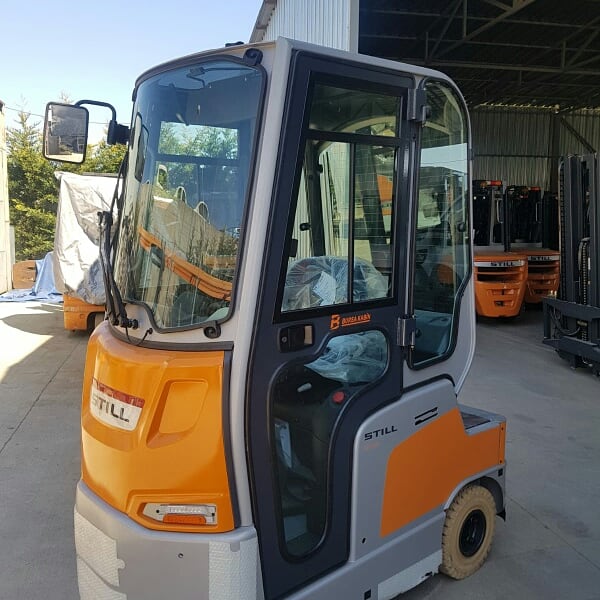 bursakabin's tweet image. LTX 70 orijinal kabinli araç için kapı montajı 
#stillarser #forklift #cabin #ltx70 #bursakabin  #istanbul #Turkey