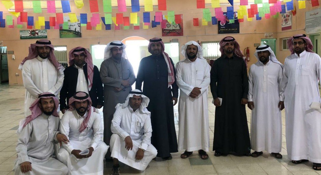 fehaid1387's tweet photo. تم صباح هذا اليوم الاربعاء الموافق 20-7-1440،  تنفيذ ورشة عمل بعنوان ( بناء الاختبارات وفق جدول المواصفات)  لمعلمي ابتدائية ومتوسطة البندرية التابعة لمكتب التعليم في محافظة الأسياح. 
#صباح_الاربعاء https://t.co/RUxaqVk5qS