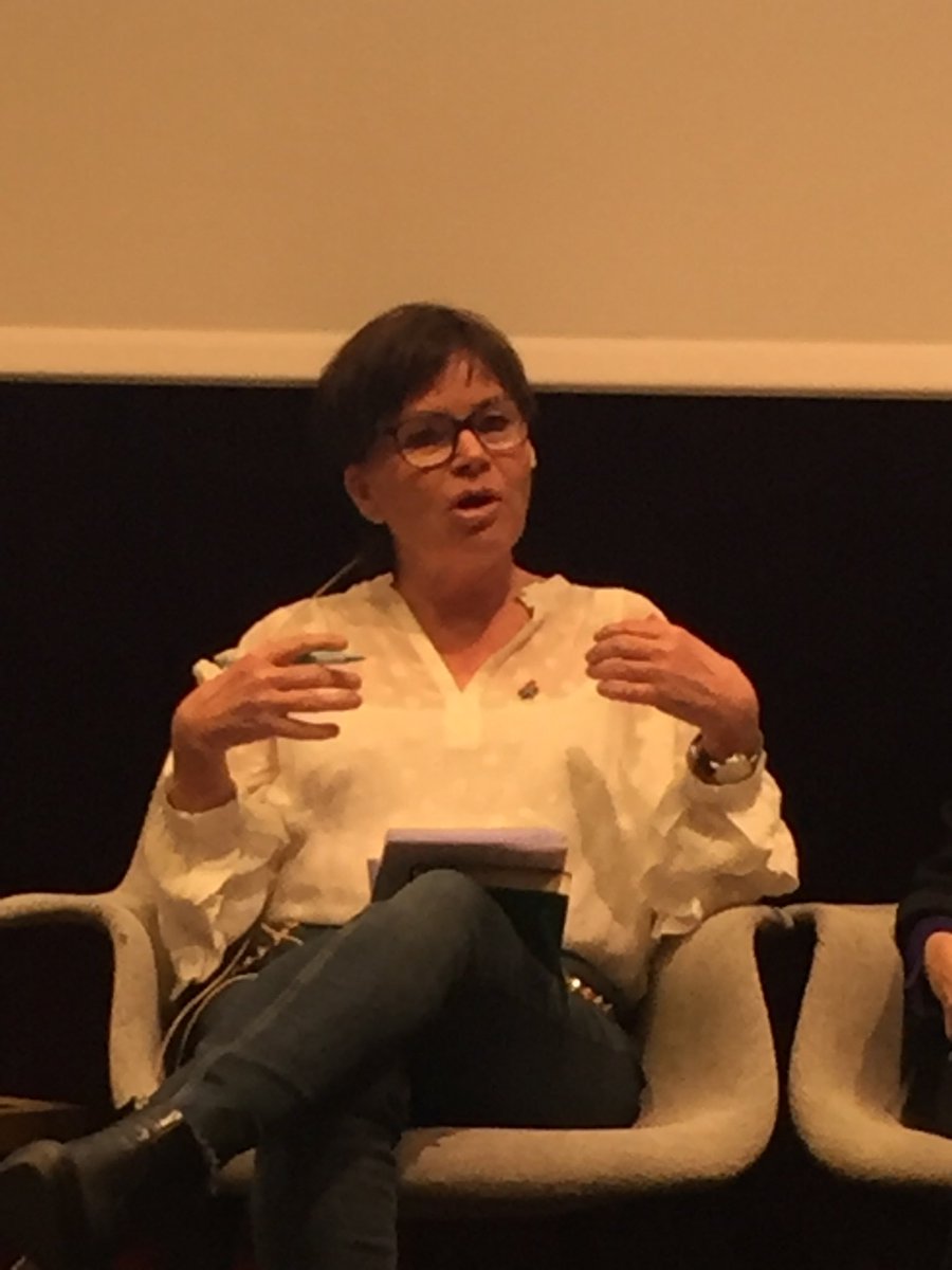 WalenLine's tweet photo. Heidi Brorson i Kreftforeningen sier at pasientene kan være gode bidragsytere hvis de forstår prosessene. LMI vil gjerne bidra med informasjon for å hjelpe pasienter å forstå Systemet for #nyemetoder. #kreftlegemidler https://t.co/PQpVkrcYpj