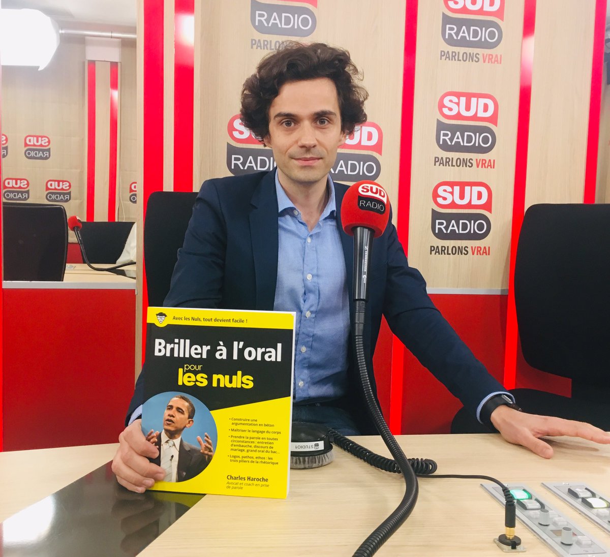 🗣 Tous les secrets pour « Briller à l’oral pour les nuls » <a href="/editionsfirst/">Editions FIRST</a> c’est avec <a href="/CharlesHaroche/">Charles Haroche</a> et <a href="/cecile2menibus/">Cécile Hellouin de Ménibus ♕</a> #SudRadioMatin