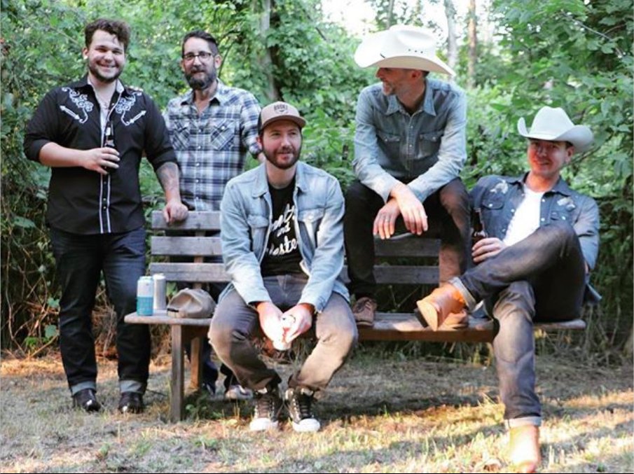 OverflowCo's tweet image. Kickass Honky Tonk (Friday March 29th) with Halfcocked and Lonesome &amp;amp; Party with Bytown Lights (Saturday March 30th)

- Both shows are 19+
- Doors open at 7pm, 
- $5 Cover
- Bands will play from 8:30 until 11:30, 
- Kitchen (Redneck Eatz) open until 8pm