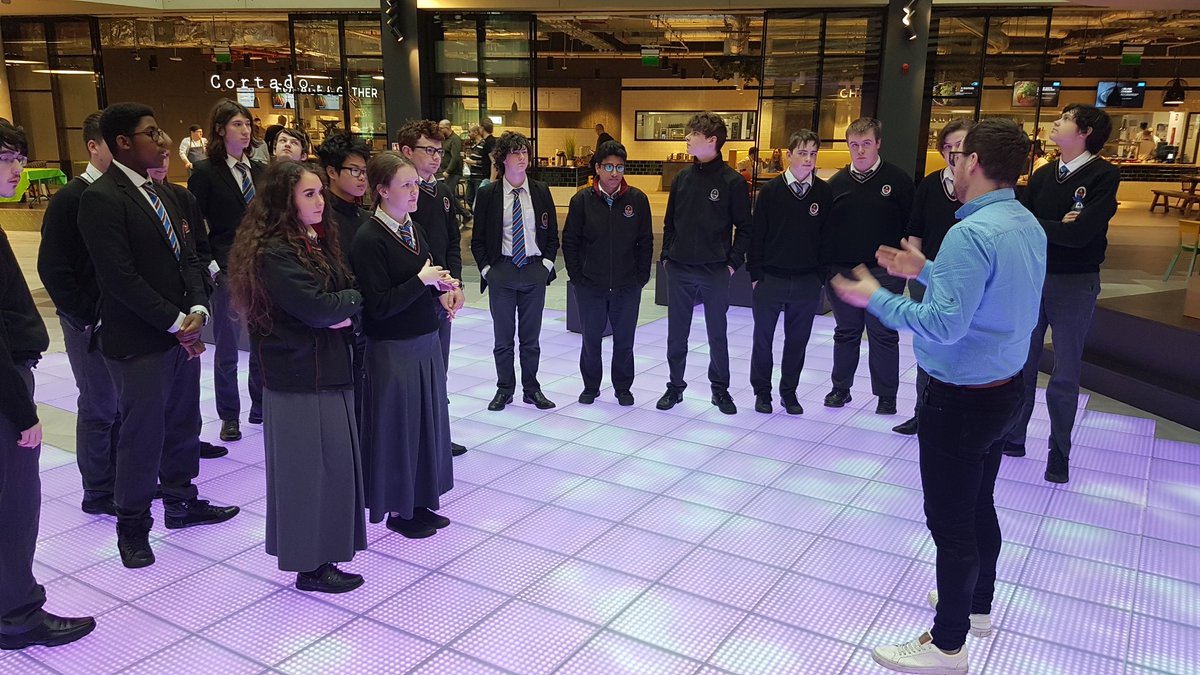 colaiste's tweet photo. Leaving Certificate Computer Science students are at the fabulous @MS_eduIRL #dreamspace. Getting inspiration for the new school #digitallake. Serious investment in education from @MicrosoftEDU. https://t.co/Q85tphLn6y