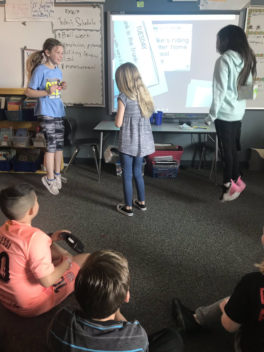 Rockin Review#CanyonISD#lead4ward#game show review #minute to win it games# junk in the trunk