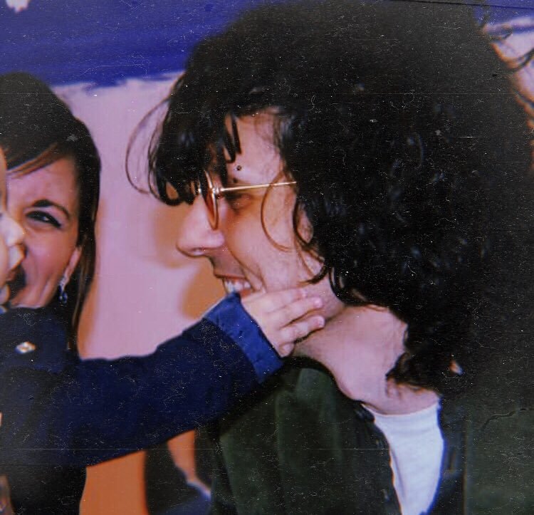 BIZiERMOSE's tweet photo. Forse un giorno diventerò padre e gli dirò di cambiare le stelle ✨💔
#ErmalMeta #ErmalMetaInstore https://t.co/LSSPpb7MPX