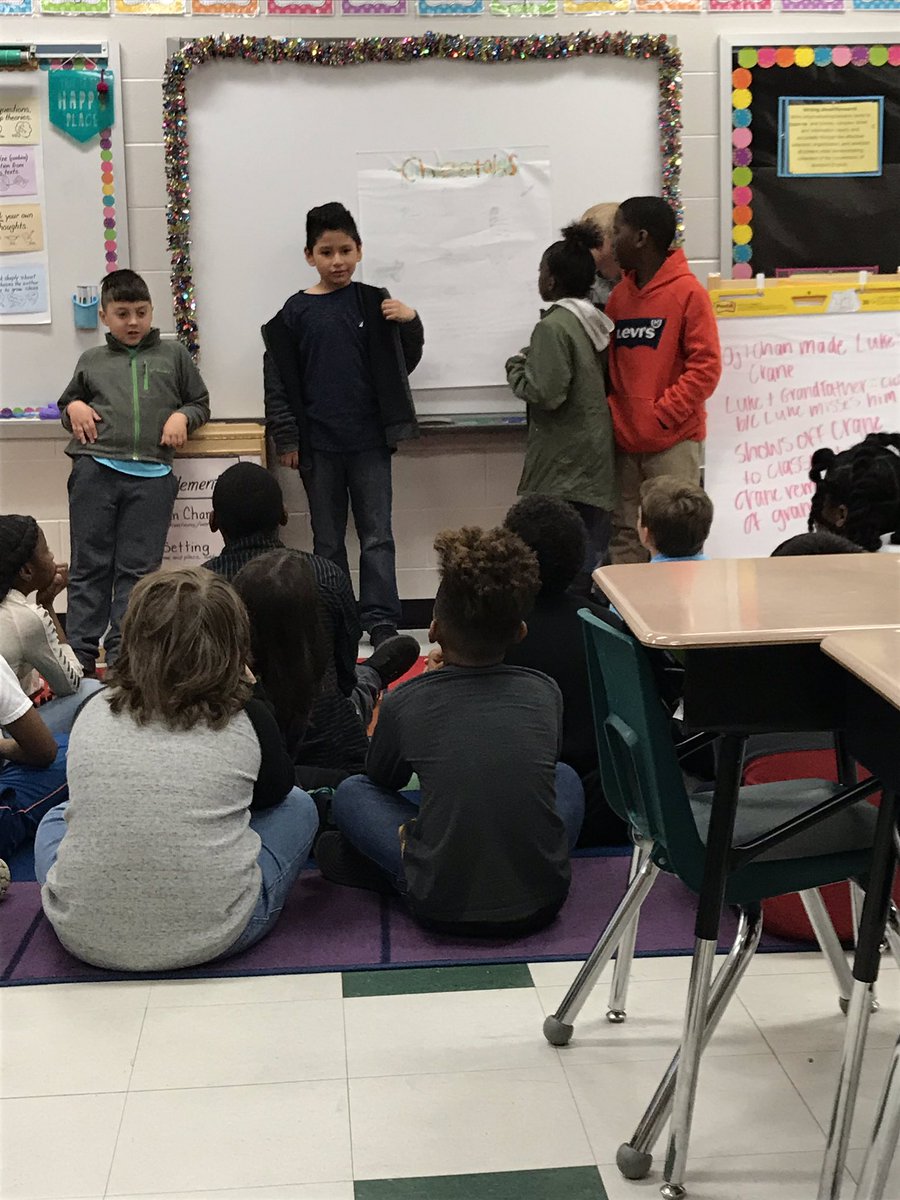 KaylaBeale1's tweet photo. Presenting our animal research in 3rd grade! @matbulldogs https://t.co/T0Xod1XtpZ