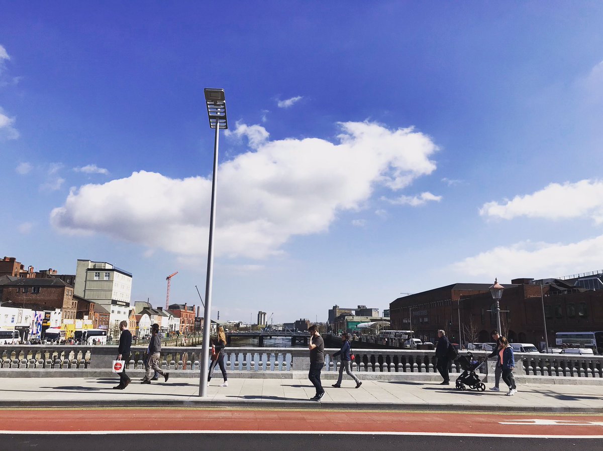 MakiSushiRolls's tweet photo. Beautiful day in Cork city! ☀️☀️☀️ #bringonthesun 😎❤️🍣 @EnglishMarket https://t.co/eKGZpnIFlR