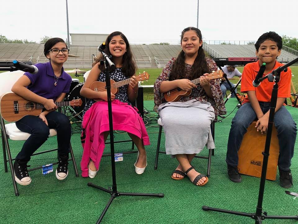 SBCISD_ASP's tweet photo. Great turnout at our 2nd Annual Rockin' on the Lawn event this past Saturday! 
#sanbenitocisdasp #afterschoolforall https://t.co/RAM3IanyUA
