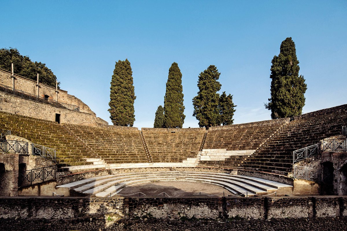 pompeii_sites's tweet photo. Oggi è la #giornatamondialedelteatro // Today is the #WorldTheatreDay 🎭 https://t.co/KPrCFYQ49m