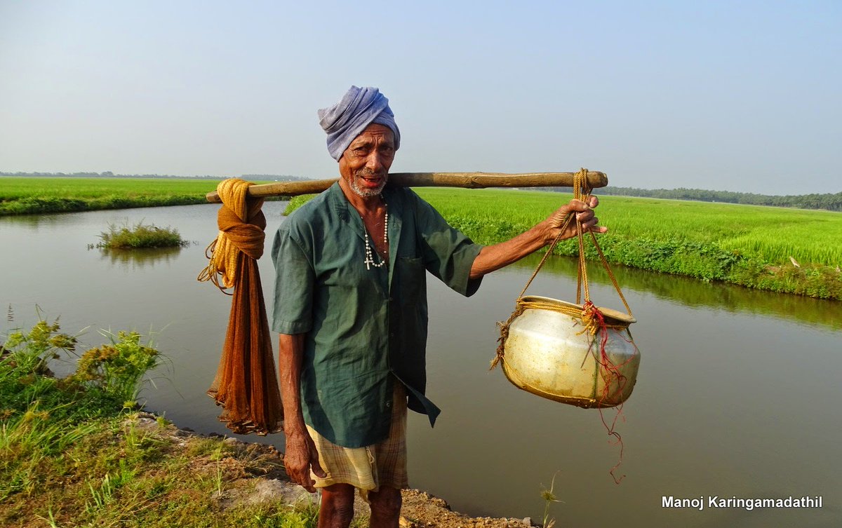 Faces of Kole Wetlands 
Our Josettan With Fish Catch & Cast net
#KoleWetlands #KeralaWetlands #Fishing #Kolebirders