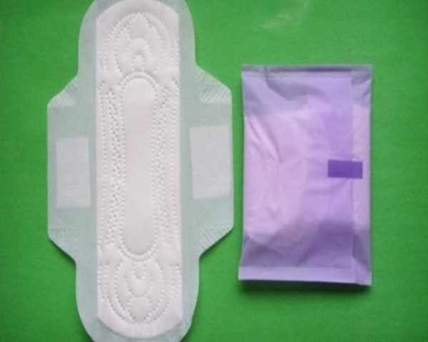 CapricornFMNews's tweet image. This as South Africans are calling for Moja Café in Soweto to be boycotted after a female waitress was allegedly stripped naked by her female manager, while on her monthly period , in a dispute over an unpaid R3,000 bill. UM
#MojaCafe