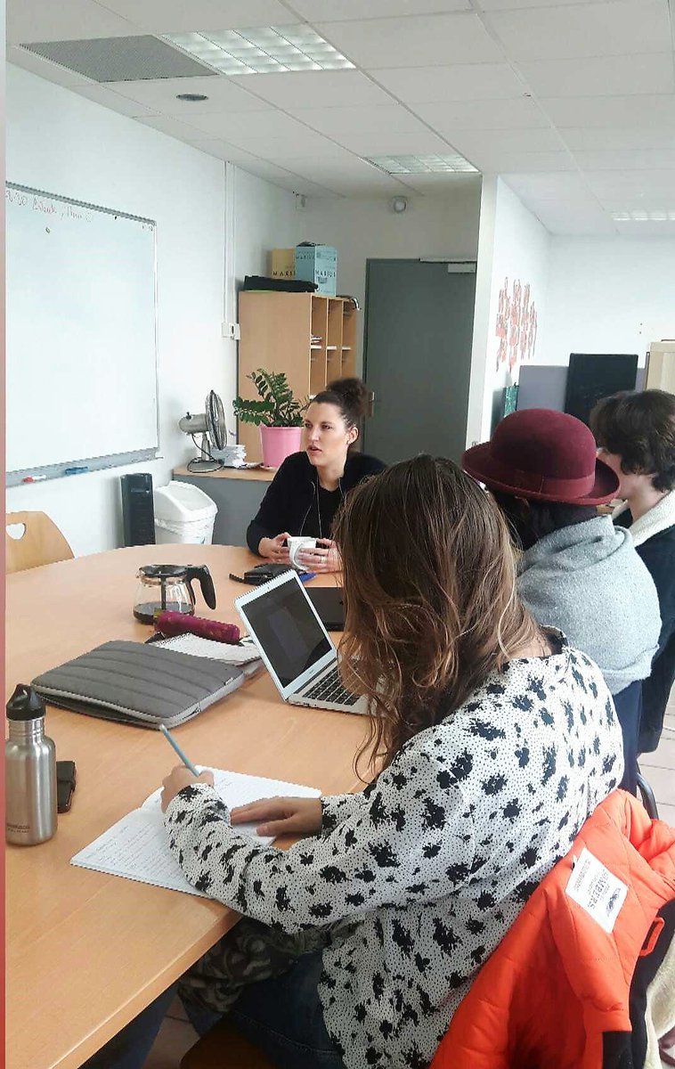 [#RENCONTRE] <a href="/MathildeYagoubi/">Mathilde Yagoubi</a>, fondatrice de <a href="/FundyMy/">FUNDY</a> est venue partager son #expérience d'entrepreneure avec des incubés de la promo 2019 ! #Crowdfunding #stratégie #conseils.. Participez à sa campagne de #crowdunding (H-12): bit.ly/2ILfqaX