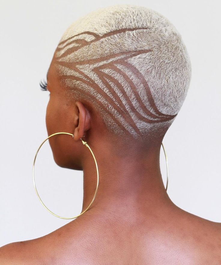 vakwetu's tweet photo. This hair! https://t.co/UORp2KsBra