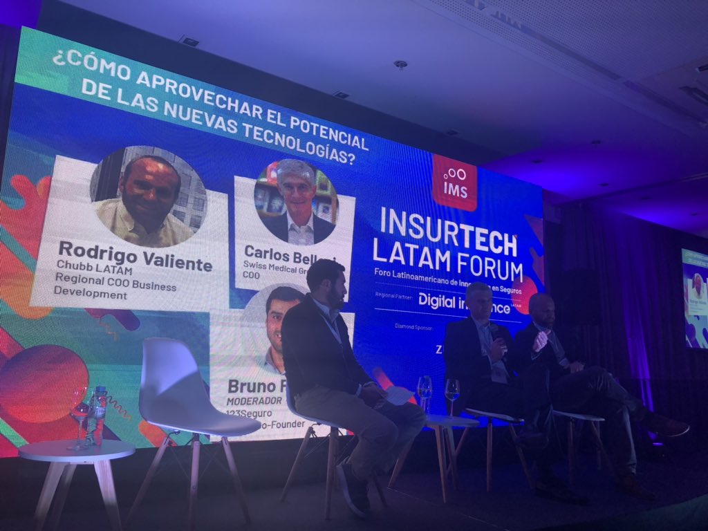 marta_cruz's tweet photo. .@123Seguro presente en #FinTechConclave2019 junto a @Chubb y @SwissMedicalG https://t.co/l2LuNAa6XE