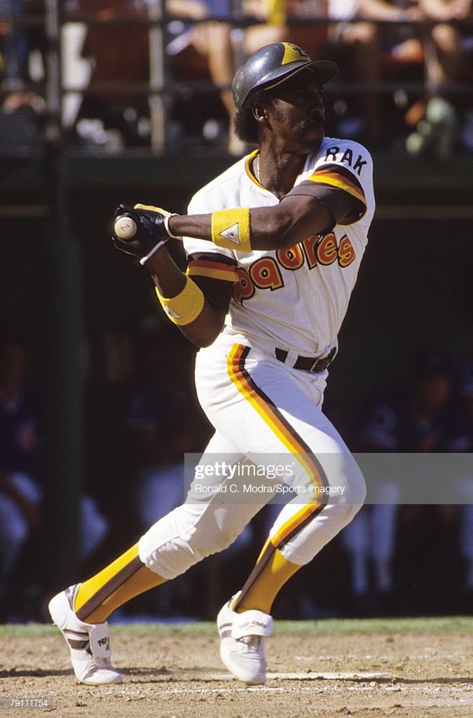 williep1414's tweet image. 1 day until @Padres Home Opener!  Yessir!! #GarryTempleton #Tempy #HotTalentLava #SDOpeningDay #FriarFaithful