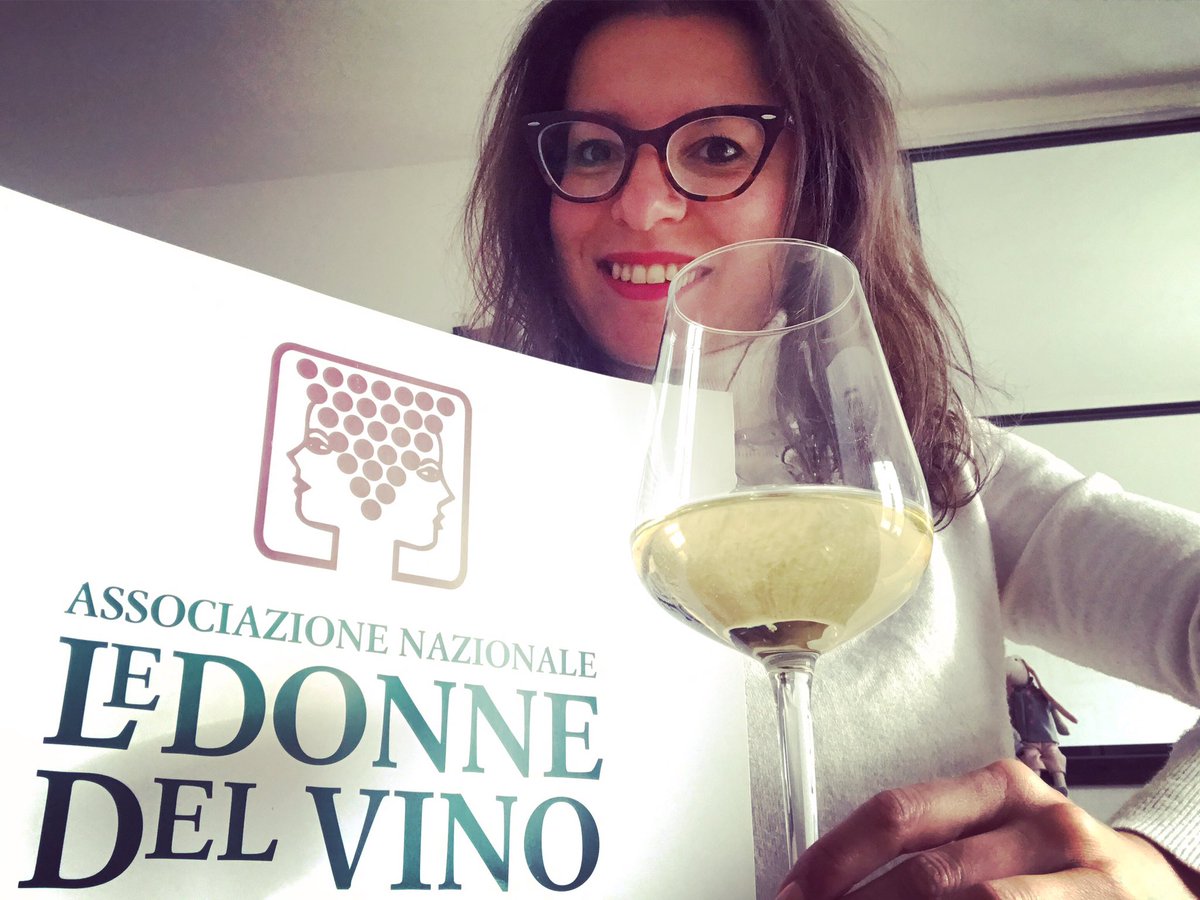 Officially Women of Wine!
happy and proud to be part of this female association, which is designed to spread culture and knowledge of wine by enhancing the role of women!
#donnedelvino #donnedelvinopiemonte #winelife #winepeople #mylife #piemonte #gavi