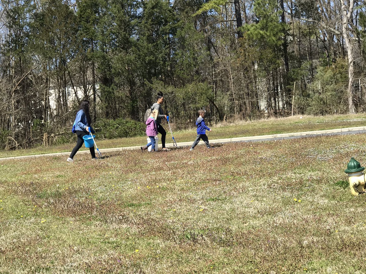 MrsAllen_whes's tweet photo. We celebrated last Friday’s “Day of Caring” by taking action @WHE_Whiskers and hosting a trash pick up! https://t.co/vZeQ0WavsE