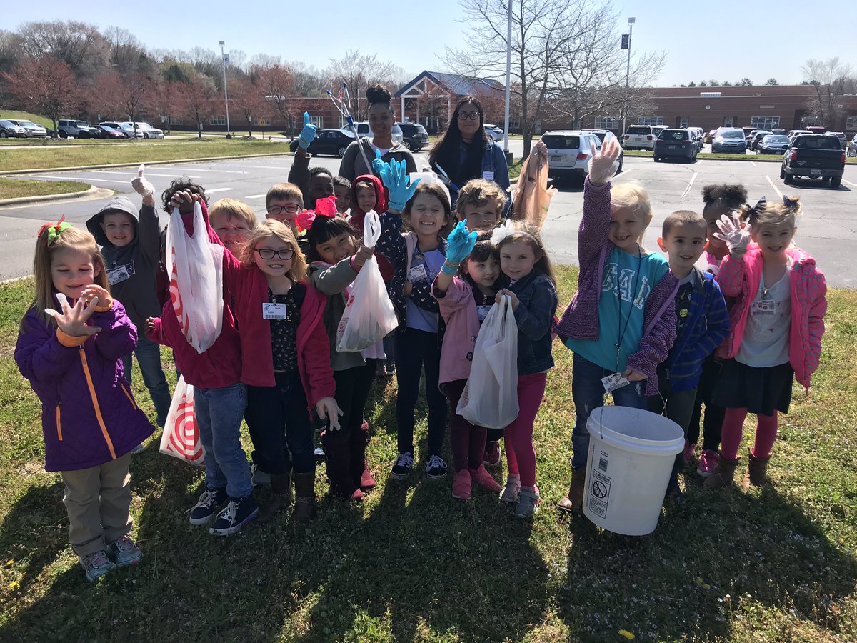 MrsAllen_whes's tweet photo. We celebrated last Friday’s “Day of Caring” by taking action @WHE_Whiskers and hosting a trash pick up! https://t.co/vZeQ0WavsE