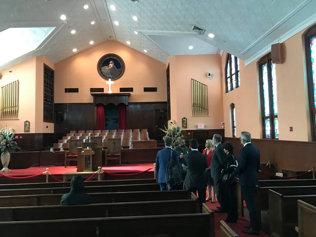 Netherlands Embassy in the US 🇳🇱🇺🇸 (@nlintheusa) on Twitter photo To honor the life and legacy of Reverend Dr. Martin Luther King Jr., Minister Sigrid Kaag and Ambassador Henne Schuwer lay a wreath at Dr. King’s crypt at <a href="/TheKingCenter/">The Martin Luther King, Jr. Center</a> in #Atlanta, Georgia. #MLK To honor the life and legacy of Reverend Dr. Martin Luther King Jr., Minister Sigrid Kaag and Ambassador Henne Schuwer lay a wreath at Dr. King’s crypt at <a href="/TheKingCenter/">The Martin Luther King, Jr. Center</a> in #Atlanta, Georgia. #MLK