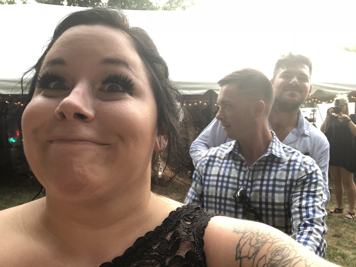 JessMTM's tweet photo. Most of my days I spend dreading homework and missing my girls. I can’t wait to graduate and be back to seeing these beautiful face on a regulars basis. 🥰 @laurjean_ @jessicaweyrick @CarleeFries_ https://t.co/Iua0zIsnrq