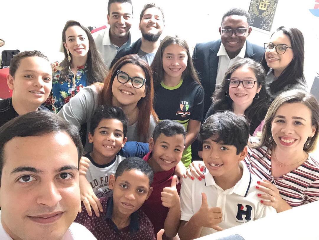 FilhosUniversal's tweet photo. Encontro geral com os Filhos Universal RS! O tema principal foi "Nato de Deus?", esteve presente? Comente sua experiência! #FilhosUniversal #NetoDeDeus #EncontroGeral https://t.co/9gwGVFtO4i