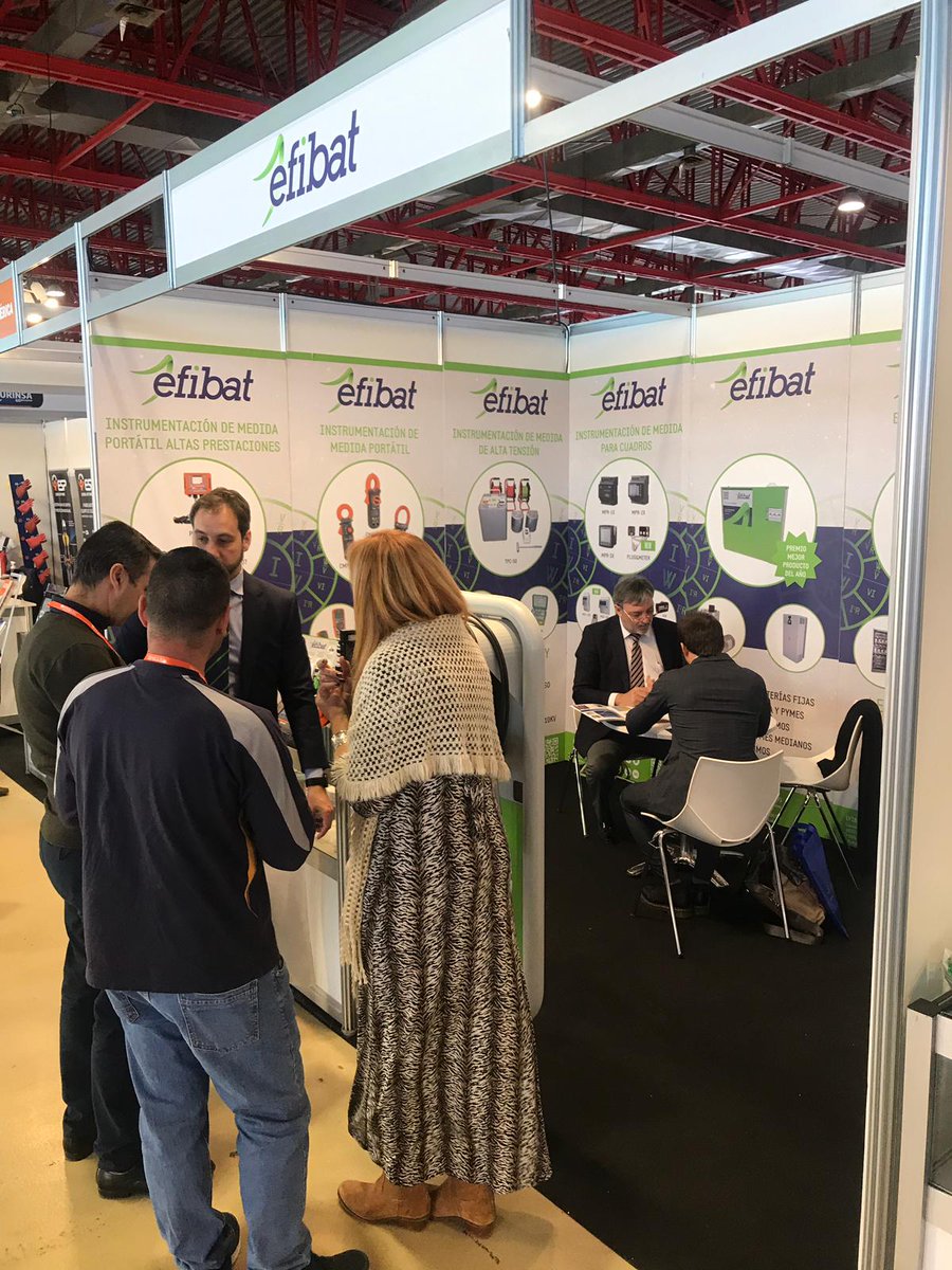 efibat's tweet photo. Continuamos la jornada de hoy en EFICAM, con gran afluencia de gente y un gran interés por nuestro EFIPLUG
🔌🚗
#efiplug #efibat #eficam @APIEM https://t.co/8Zuvxq2ZUw