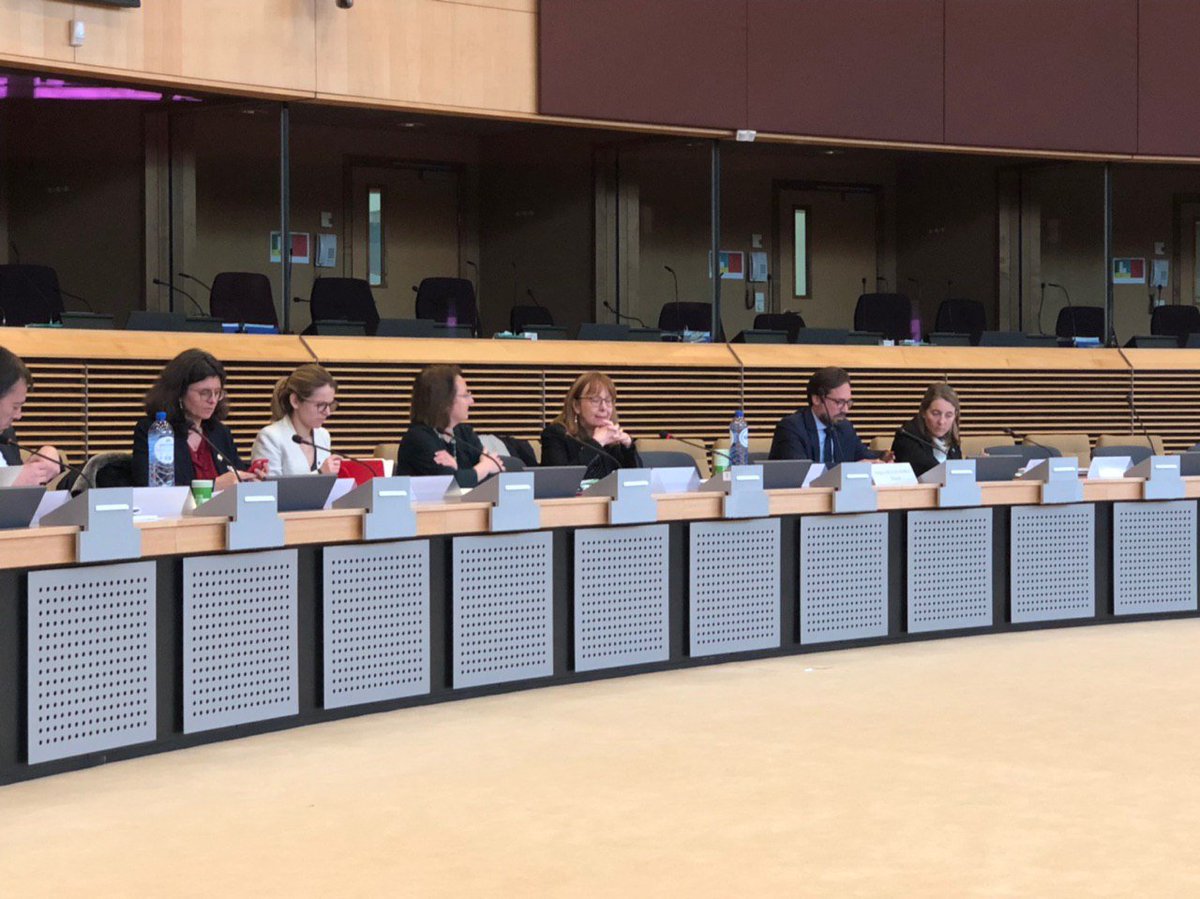 damienadam76's tweet photo. 🇪🇺 Aujourd'hui et demain, une délégation de la #CommEco de l'@AssembleeNat est à #Bruxelles. Je participe volontiers à ce déplacement.
Au programme, rencontres avec les acteurs décisionnels de la @UEFrance sur tous les sujets ayant trait aux Affaires économiques. https://t.co/cBP4HLTrxq