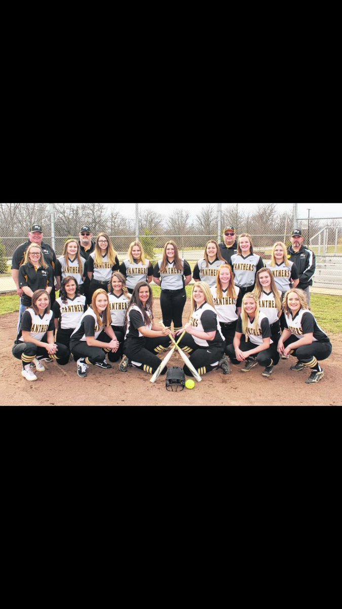 sidpayton2022's tweet photo. Hey y’all....it’s game day!! Come out and support us at home at 5:00 as we take on Olentangy!!!🥎🥎🥎 
@MTsoftball2019 #GoPanthers https://t.co/32yRXW7UzP