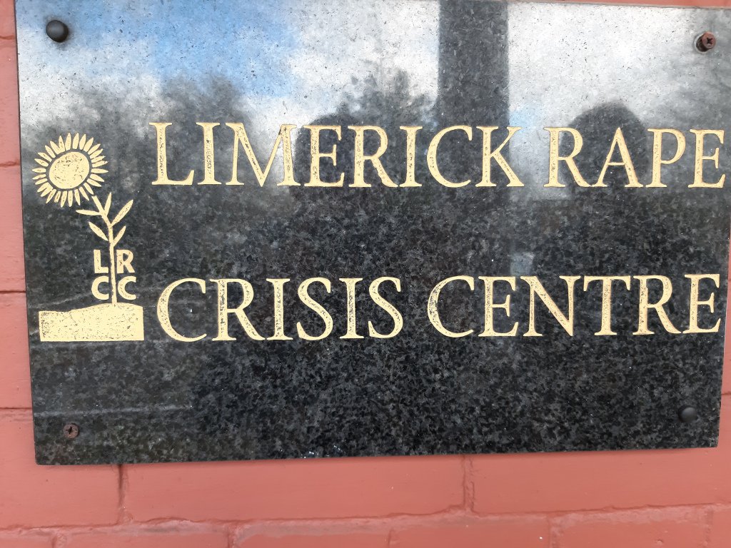 LimerickCharit1's tweet photo. Rape Crisis Midwest – reaching out to men and women across the Midwest since 1980 https://t.co/z1ohO9jafN https://t.co/9R4ll7CPx3