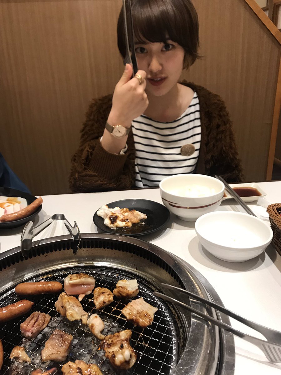 suzu_t_bot's tweet photo. 久しぶりに焼肉きたすずちゃん
厨二っぽい😇😇😇😇 https://t.co/j65rJ0yv5d