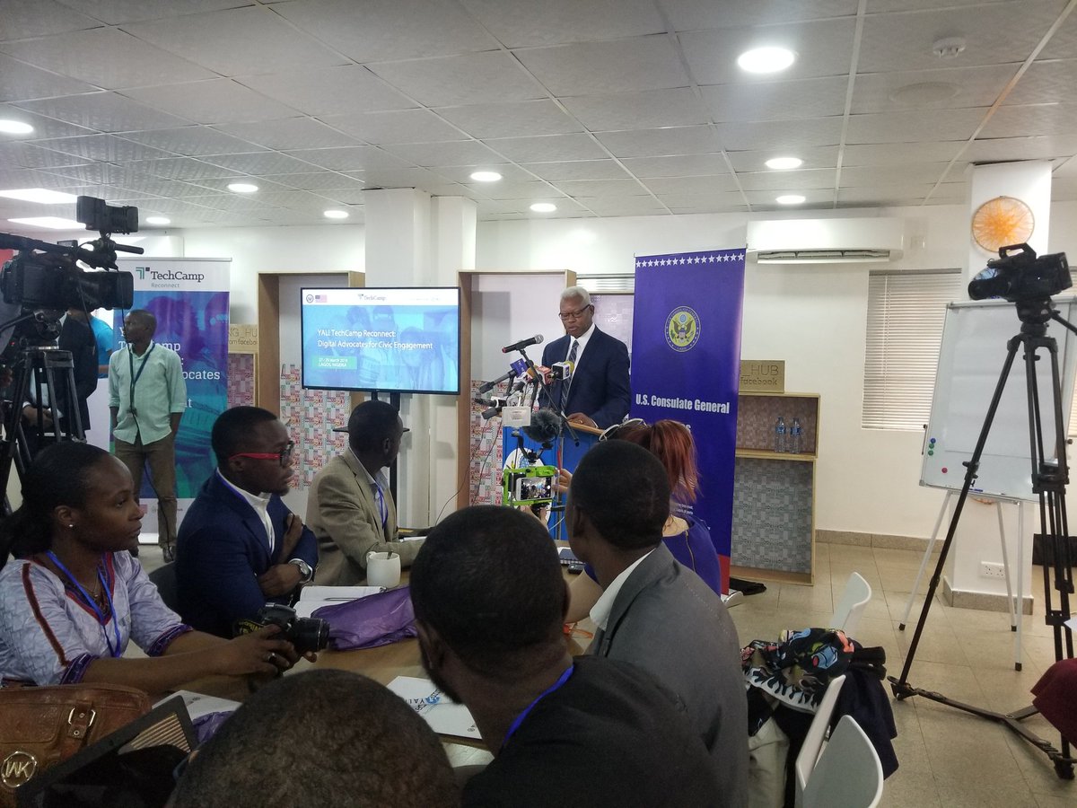 EAI_Nigeria's tweet photo. #HappeningNow USA consulate opening a remark at the 2019 #YaliReconnect #TachCamp today in Lagos # @Gadpeter @Monakious @mansurkurugu @wafsym @KyleInFocus @nexusAK https://t.co/eJ4tFx8LmE