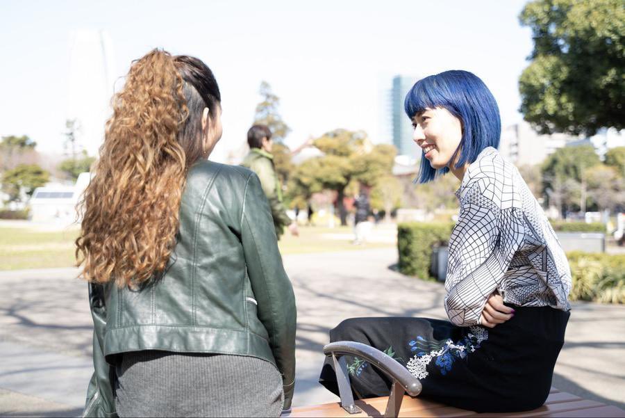 emikusano's tweet photo. 日本一の人気のpodcast 【@Bilingual_News 】Mamiをインタビューしました🙋♀️
ナチュラルに話すこと、性のことやメンタルヘルスに対してオープンになること、翻訳AIが発達する中で英語を学ぶ意義、多義に渡って話してます。#バイリンガルニュース ファン必見!
#EmisSensor https://t.co/TxE8Pf58S8 https://t.co/7xHdTRdpLc