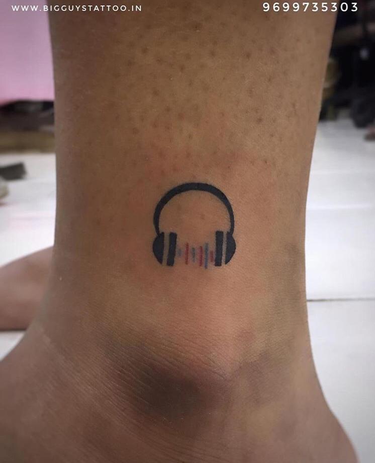 Headphone Tattoo Wrist