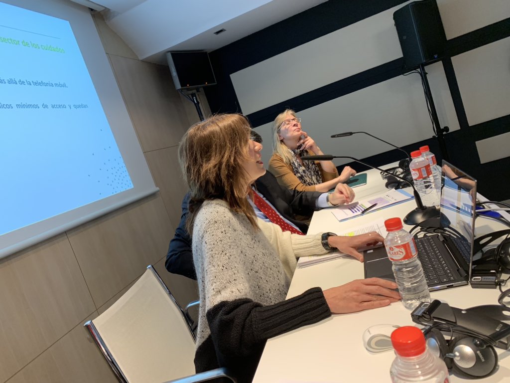 KARMELESSI's tweet photo. El programa ##MENTSAD, de la mano de @_SusanaMoreno_ como buena práctica,  trasladada en la policy visit #PRODOME @grupo_ssi https://t.co/oOSJJo4AS3