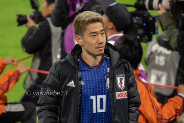 香川真司が結婚しないのはチャラ男だから 結婚相手候補は誰 Tsuru 蔓