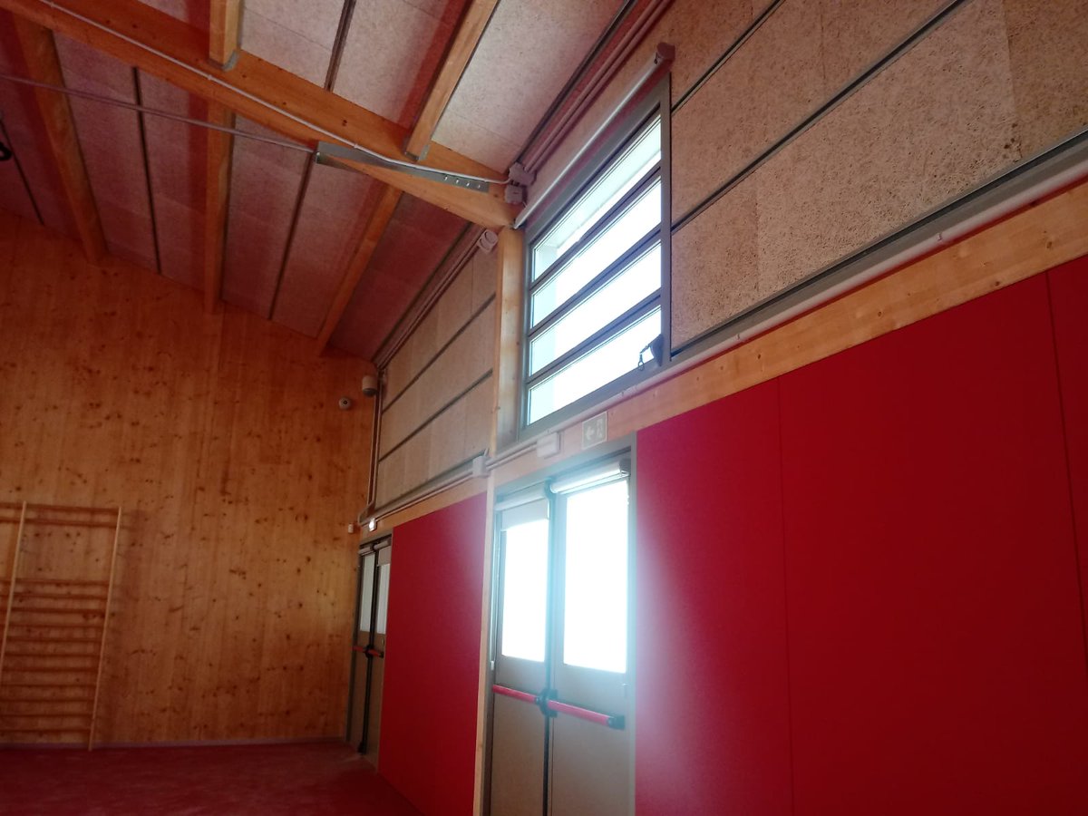 ventanasuin2's tweet image. Ventanas uin2 está presente el nuevo instituto de Berga. Es el #edificio de uso público más grande hecho nunca en #madera en Catalunya. Proyecto realizado por Fabregat&amp;amp;Fabregat #arquitectos. elpuntavui.cat/societat/artic…