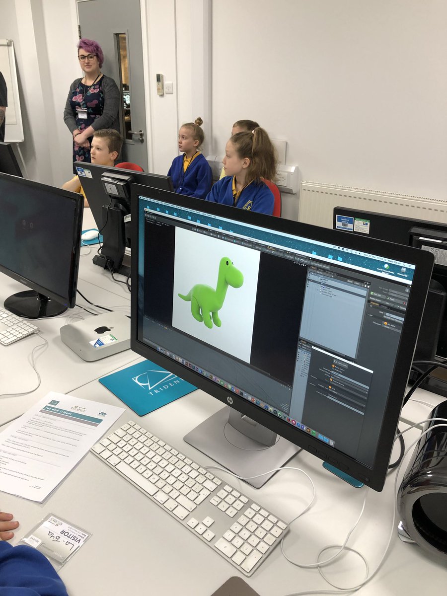 childrensuni's tweet photo. First workshop CGI with @StAnthonysCPS thanks to @TridentGiving . https://t.co/3HReJ7o1hZ