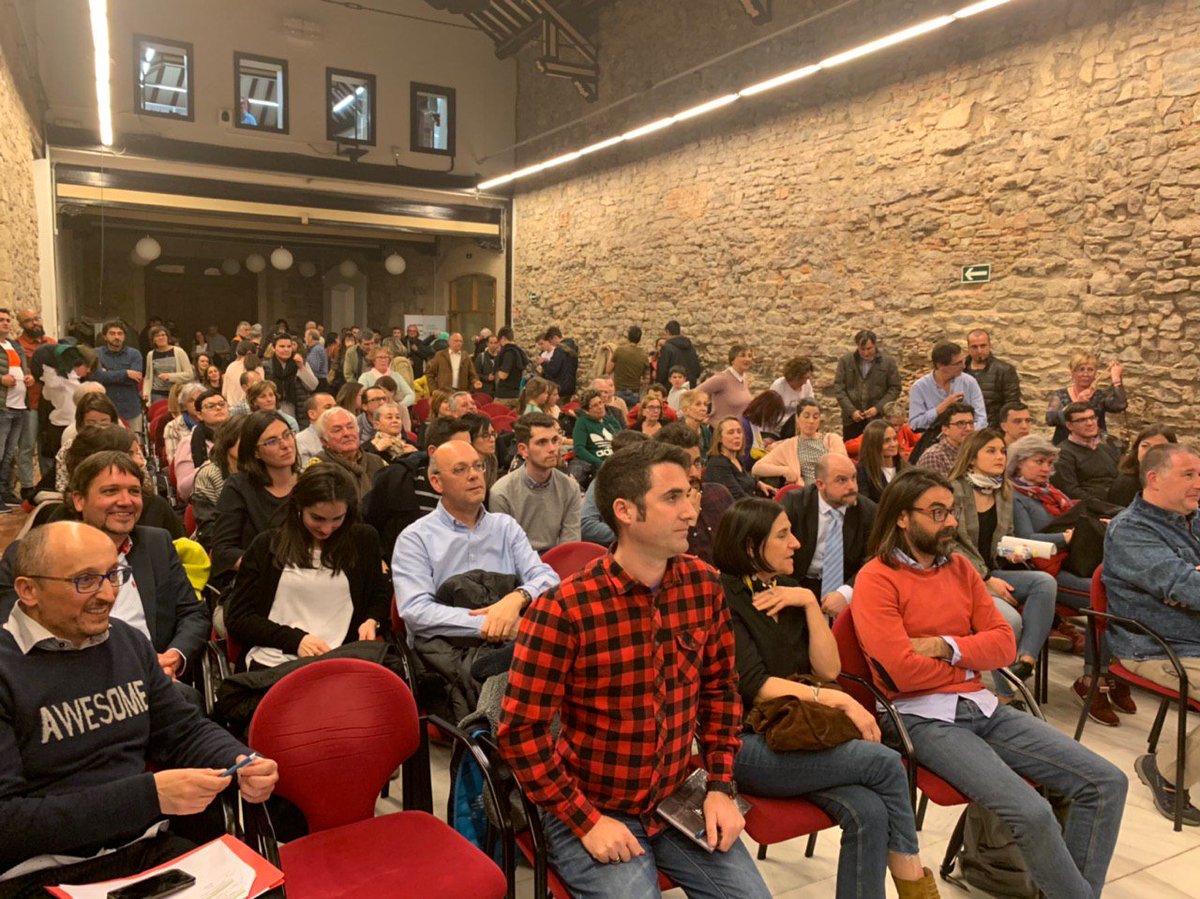 Metxa_Emprende's tweet photo. En el evento #Tuideacuenta de @alavaemprende, 3⃣ #startups integrantes en la segunda edición de 💥 #Metxa BootCamp -Corowai, Lycolab y Abagune-, fueron seleccionadas finalistas en tres diferentes categorías, llevándose el premio al público Corowai. #emprendedores #emprendimiento https://t.co/LAHRBoLaqT
