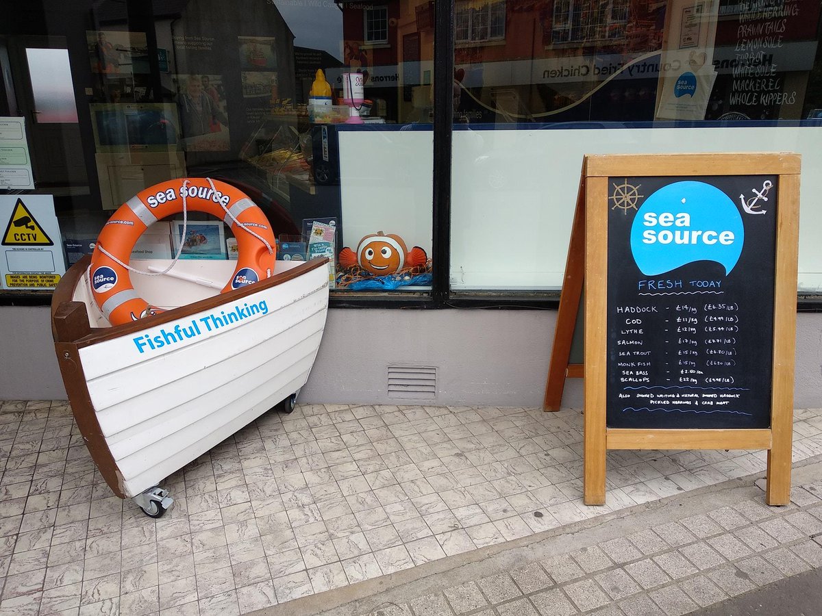 SeaSourceNI's tweet photo. The boat is out the fish are in - if you are looking for juicy fresh fish Sea Source Seafood shop is the place for you! Open all day today until 6pm @anifpo #wildcaughtwednesdays #freshfish #fishfulthinking #allthefish https://t.co/hFikdI1SsY