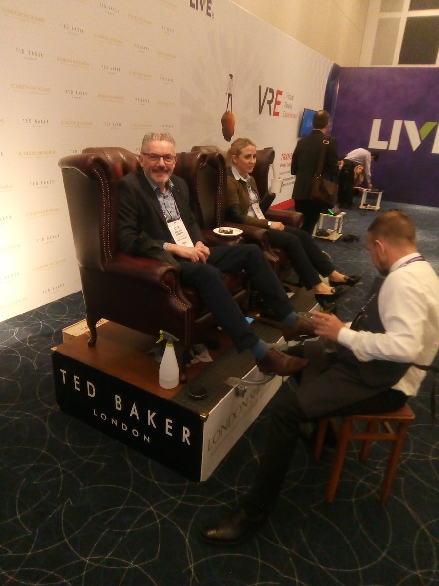 _rob2002's tweet photo. @londonshoeshine@rwl
Great service and connection from these guys. https://t.co/OEVW3ygeDB