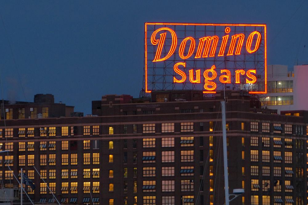 IND1847's tweet photo. Honey…Sugar, Sugar! This is your chance to get up close and personal to the Domino Sugar Factory/Building including rooftop access for pictures with the sign. Come place your bid at the Onyx &amp; Gold Gala, April 6. Purchase your ticket(s) today. https://t.co/UL6rFb2lM4 https://t.co/7XNRG5tpPG