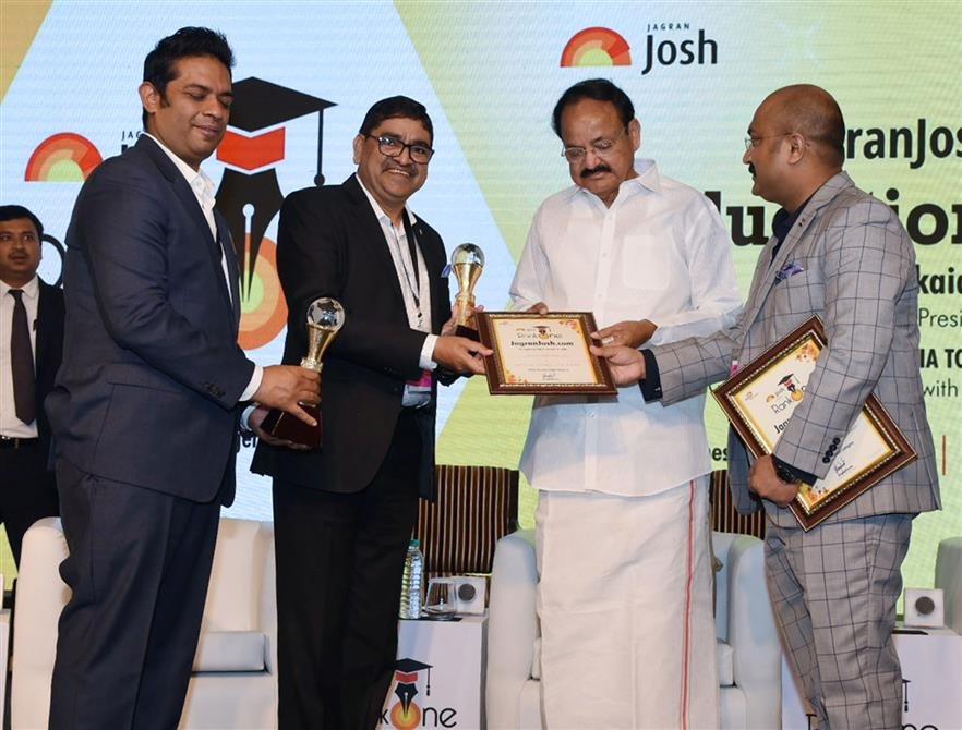 The Vice President M. Venkaiah Naidu at an event to present Awards of ‘Ranking of Engineering &amp; Management Educational Institutes in India’ organised by Jagran Prakashan Group in New Delhi.