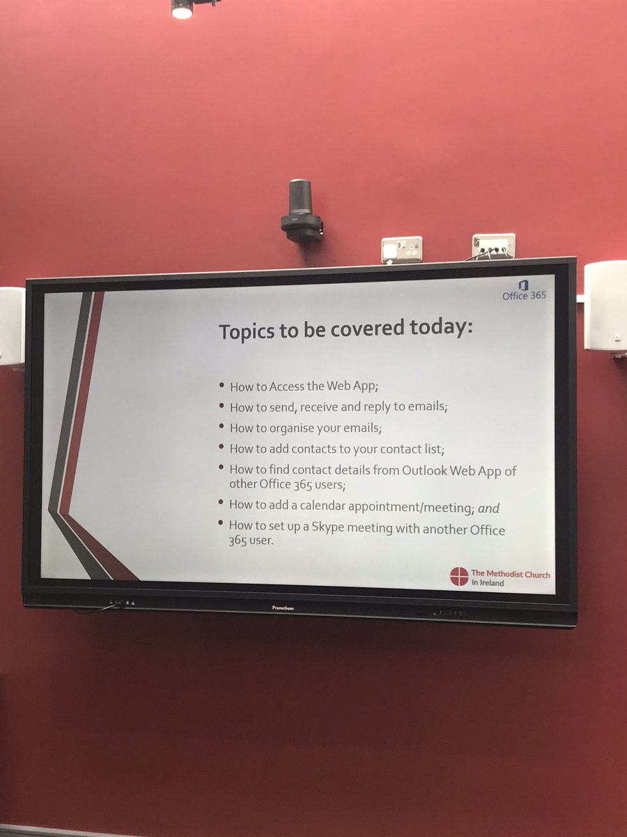 irishmethodist's tweet photo. Office 365 Outlook training is well underway @ EdgehillHouse #comms #irishmethodist https://t.co/hpu5ZqcK2q