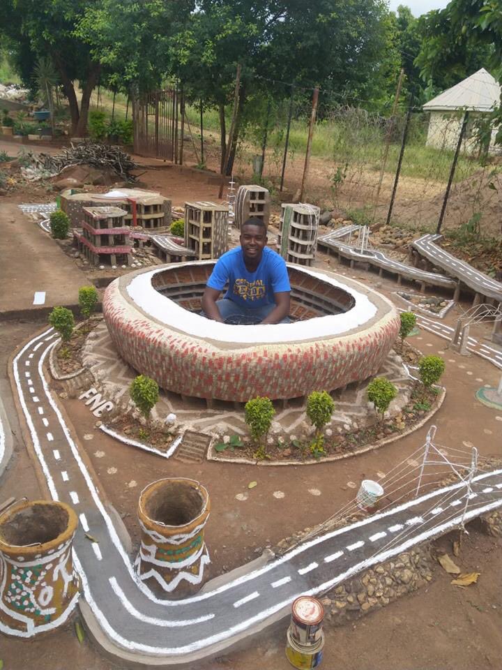 A creative young mind. This is Mulalo from Vhembe district Limpopo, lets make him popular.