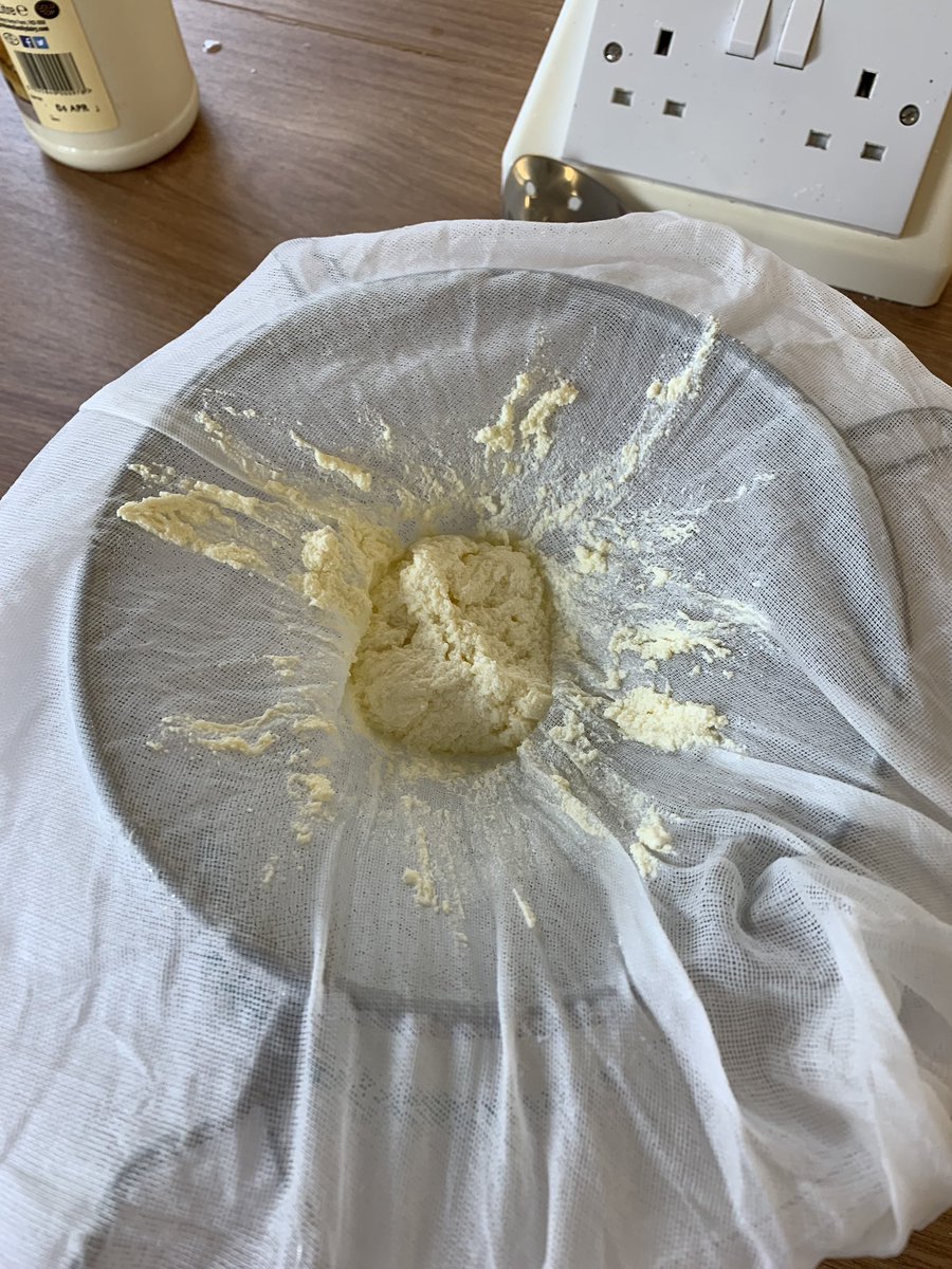 BethanyFood's tweet photo. Blessed are the Cheesemakers... Y10s making curd cheese and mozzarella #BethanyBuzz #LearningIsLimitless #FoodProvenance #SecondaryProcessing https://t.co/UqKtoOOxt7